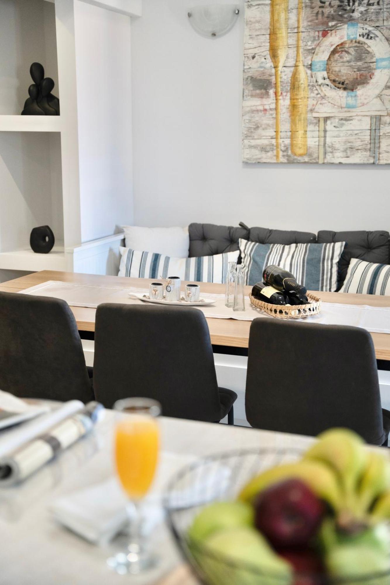 Exquisite 4-Bedroom Prestige Apartment Rhodes City Bagian luar foto