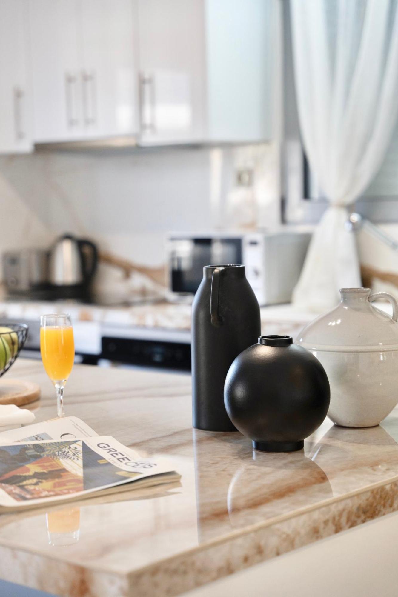 Exquisite 4-Bedroom Prestige Apartment Rhodes City Bagian luar foto
